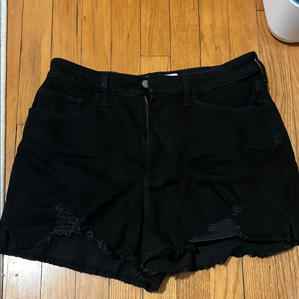 Hollister Curvy Ultra High Rise mom short